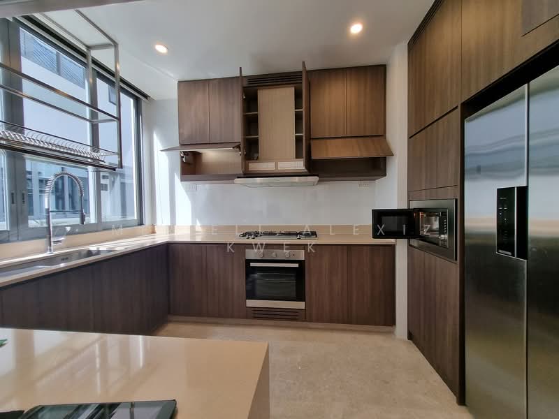 Greenwood Mews, 271 Greenwood Avenue, 5 Bedrooms, 3,100 sqft, Cluster House For Rent, by Meriell Alexiz Kwek, 24884253 - PropertyGuru.com.sg