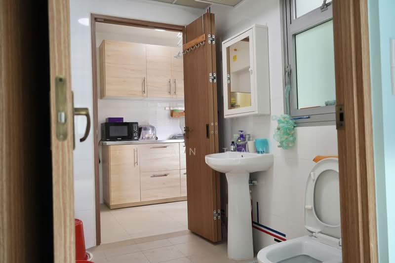 438C Bukit Batok West Avenue 8, 438C Bukit Batok West Avenue 8, 1 Bedroom, 505 sqft, HDB Flat For Rent, by Ethan Tan, 24884399 - PropertyGuru.com.sg