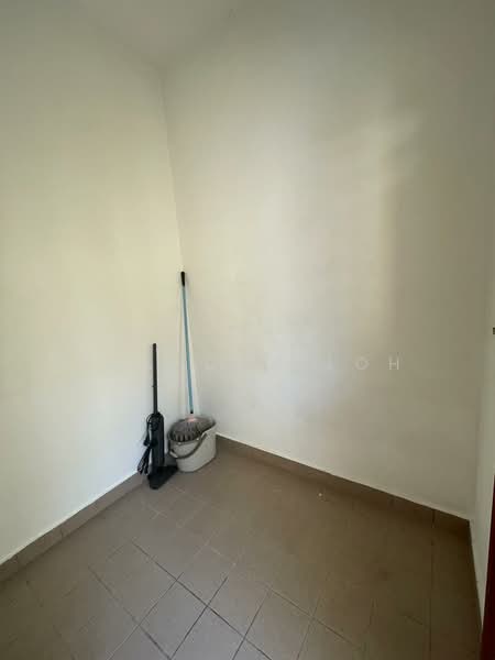 Aspen Heights, 263 River Valley Road, 4 Bedrooms, 1,583 sqft, Condominium For Rent, by Brandon Loh, 24884408 - Utility Room - PropertyGuru.com.sg