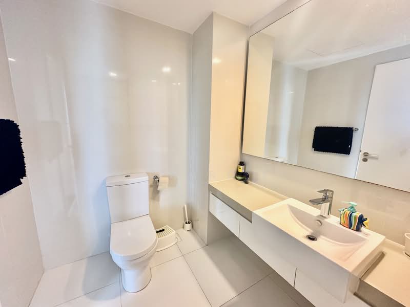 The Interlace, 216 Depot Road, Room Rental, 200 sqft, Condominium For Rent, by Richard Li, 24888962 - Master Suite Bathroom - PropertyGuru.com.sg