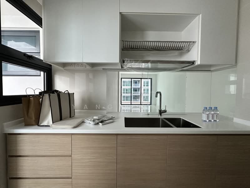 Treasure at Tampines, 53 Tampines Lane, 4 Bedrooms, 1,238 sqft, Condominium For Rent, by Yang Yang, 24889136 - PropertyGuru.com.sg