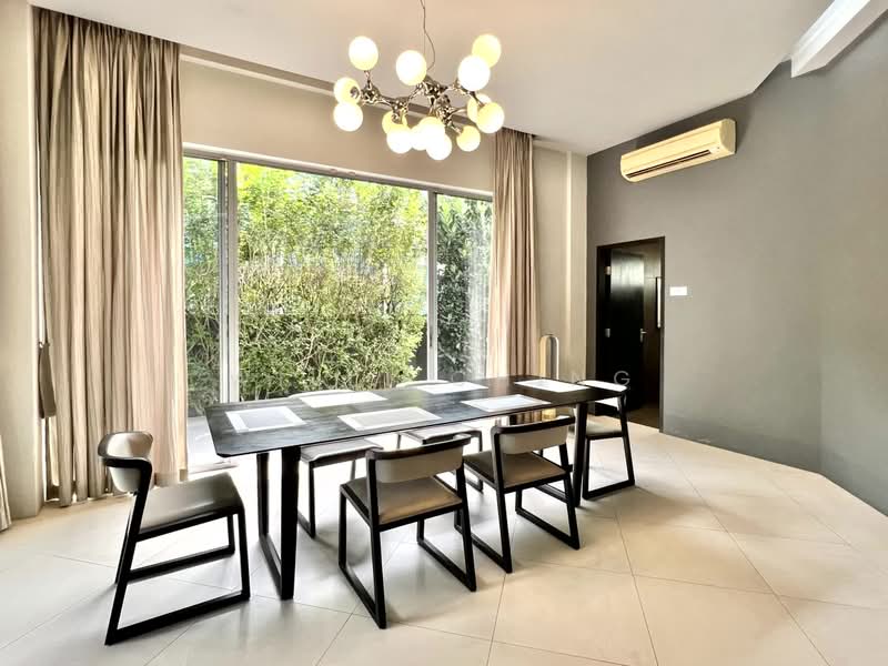 Renovated Bungalow with Pool within 1km to Henry Park Pri, Holland Road, Mount Sinai, Bukit Timah, 6 Bedrooms, 5,580 sqft, Bungalow House For Sale, by Willi Ching, 24889734 - PropertyGuru.com.sg