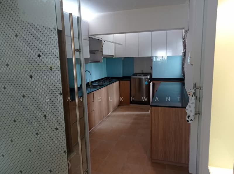 74 Telok Blangah Heights, 74 Telok Blangah Heights, 3 Bedrooms, 1,302 sqft, HDB Flat For Rent, by Stan Sukhwant, 24890876 - PropertyGuru.com.sg