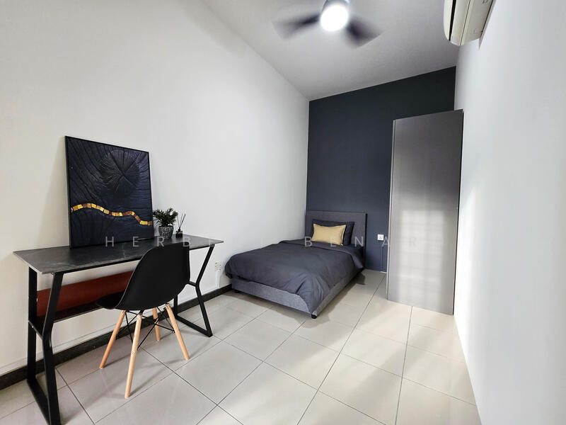 Astoria Park, 32 Lorong Mydin, Room Rental, 100 sqft, Condominium For Rent, by Herbert Benard, 24891722 - PropertyGuru.com.sg