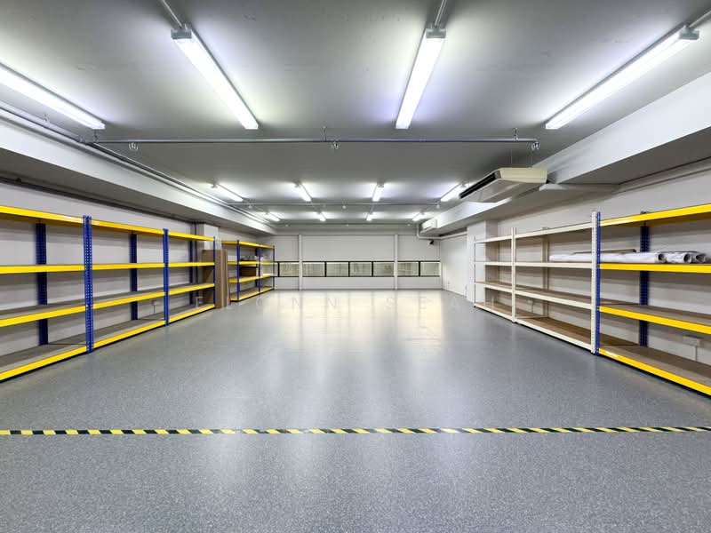 100 Pasir Panjang, 100 Pasir Panjang Road, Buona Vista / West Coast / Clementi New Town, 2,900 sqft, Light Industrial (B1) For Rent, by Elonn Seah, 24891922 - CommercialGuru.com.sg