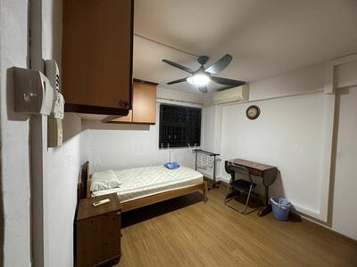 For Rent - 20 Dover Crescent