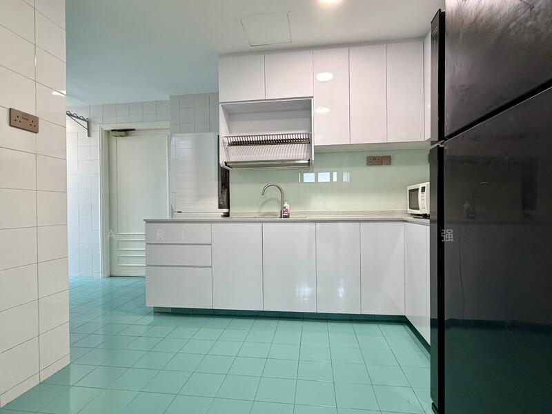 For Rent - Euro-Asia Court