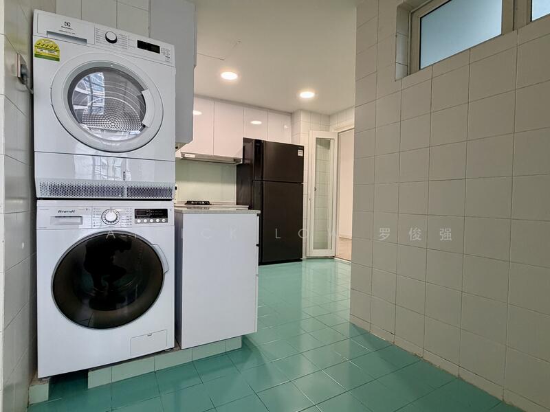 For Rent - Euro-Asia Court