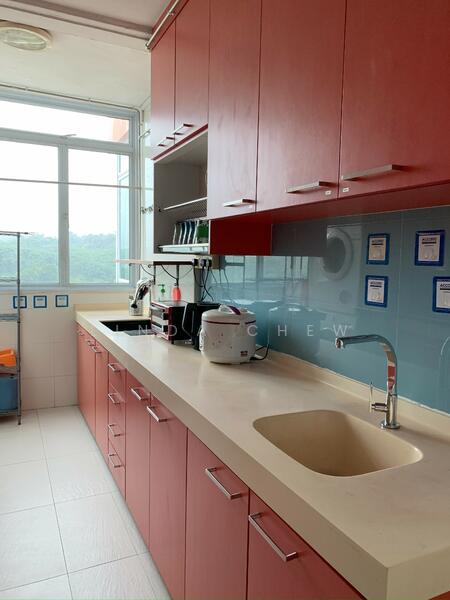 Sherwood Towers, 3 Jalan Anak Bukit, Room Rental, 200 sqft, Apartment For Rent, by Linda Chew, 24893989 - PropertyGuru.com.sg