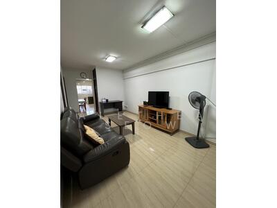 For Rent - 909 Tampines Avenue 4