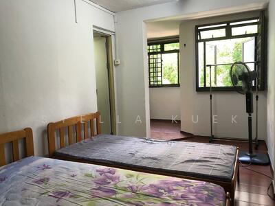 For Rent - 20 Dover Crescent