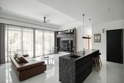 For Sale - Tree House