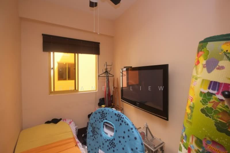 Villa Marina, 23 Jalan Sempadan, 3 Bedrooms, 1,131 sqft, Condominium For Rent, by Shanel Liew, 24897594 - PropertyGuru.com.sg