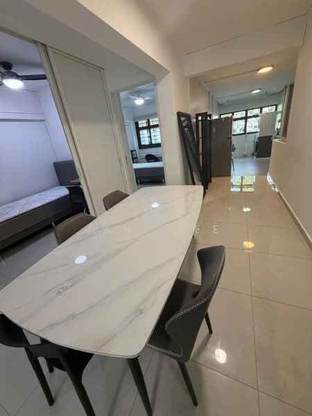 123 Bukit Merah Lane 1 photo 2