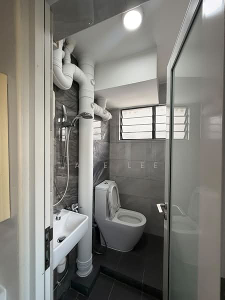123 Bukit Merah Lane 1 photo 3