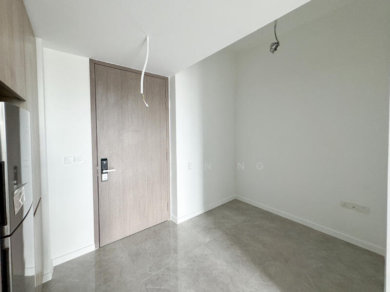 Study area with Aircon can be converted to 2nd bedroom 