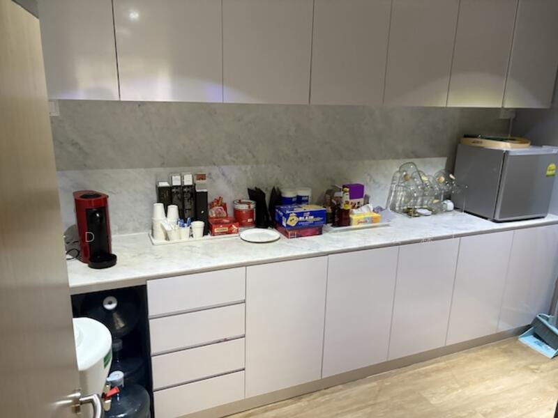 Appealing Fitted Office, Raffles Place, , 1,920 sqft, Office For Rent, by David Toh (卓宏森), 24900015 - CommercialGuru.com.sg
