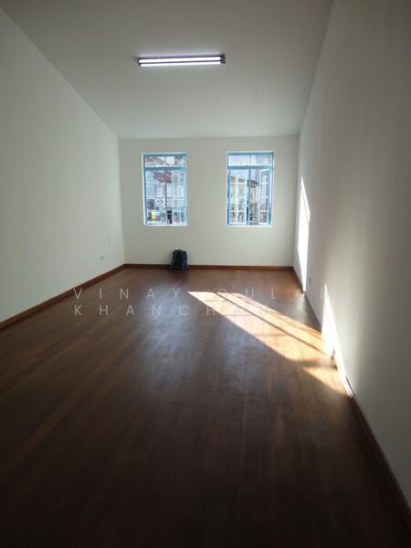 258 serangoon road, Serangoon road, Farrer Park / Serangoon Rd, 1,500 sqft, Shop / Shophouse For Rent, by Vinay Gulab Khanchandani ( Vincent ), 24900324 - CommercialGuru.com.sg