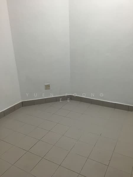 Leonie Gardens, 25 Leonie Hill, 3 Bedrooms, 1,733 sqft, Condominium For Rent, by Yuen Foong Ee, 24901000 - Helper / Store Room - PropertyGuru.com.sg