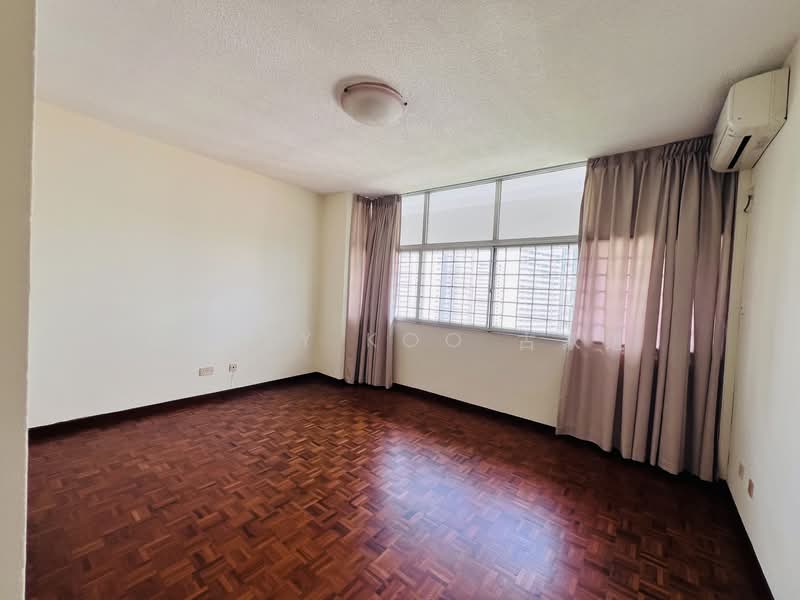 Ridgewood Condominium, 15 Mount Sinai Rise, 4 Bedrooms, 2,000 sqft, Condominium For Rent, by Casey Koo 古家进, 24901528 - PropertyGuru.com.sg