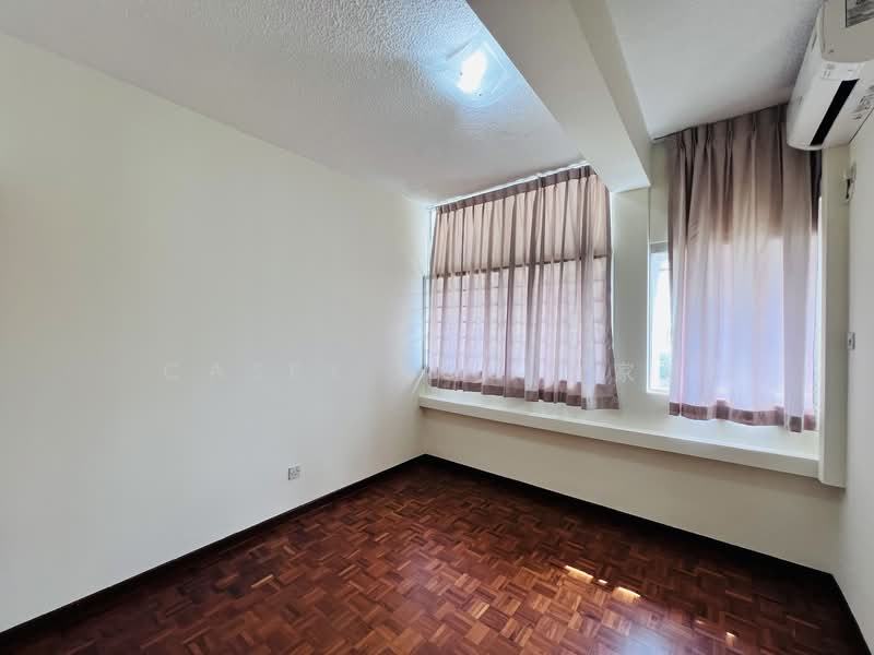 Ridgewood Condominium, 15 Mount Sinai Rise, 4 Bedrooms, 2,000 sqft, Condominium For Rent, by Casey Koo 古家进, 24901528 - PropertyGuru.com.sg