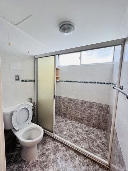 Ridgewood Condominium, 15 Mount Sinai Rise, 4 Bedrooms, 2,000 sqft, Condominium For Rent, by Casey Koo 古家进, 24901528 - PropertyGuru.com.sg