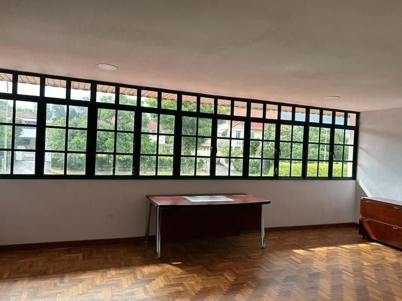 Double Storey Semi Detached House @ Stevens Drive, Stevens Drive, Tanglin / Holland / Bukit Timah, 4 Bedrooms, 3,165 sqft, Semi-Detached House For Rent, by George Lim, 24902241 - PropertyGuru.com.sg