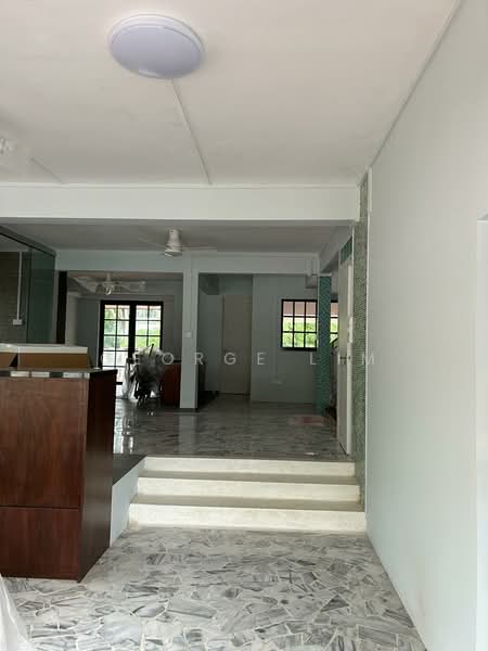 Double Storey Semi Detached House @ Stevens Drive, Stevens Drive, Tanglin / Holland / Bukit Timah, 4 Bedrooms, 3,165 sqft, Semi-Detached House For Rent, by George Lim, 24902241 - PropertyGuru.com.sg