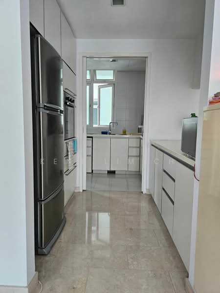 Monterey Park Condominium, 21 West Coast Rise, 4 Bedrooms, 1,367 sqft, Condominium For Rent, by Kent Lim CH, 24903244 - PropertyGuru.com.sg