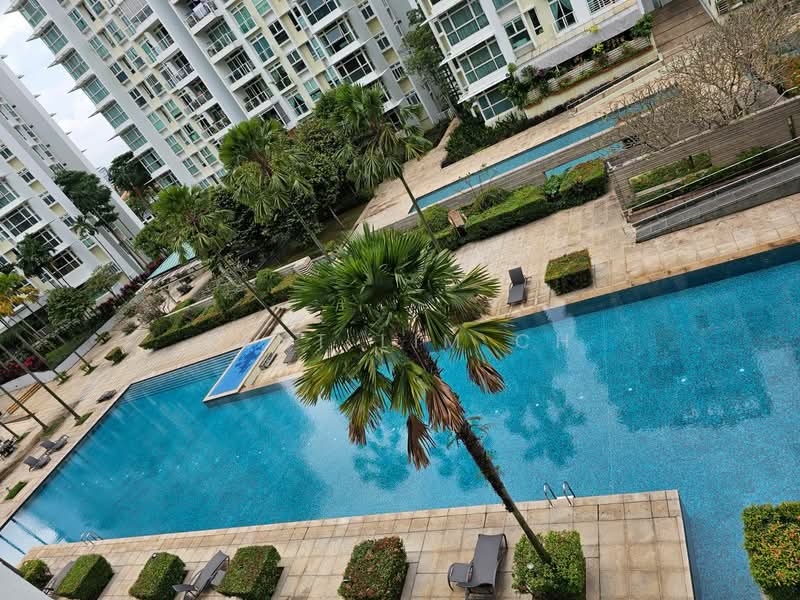 Monterey Park Condominium, 21 West Coast Rise, 4 Bedrooms, 1,367 sqft, Condominium For Rent, by Kent Lim CH, 24903244 - PropertyGuru.com.sg