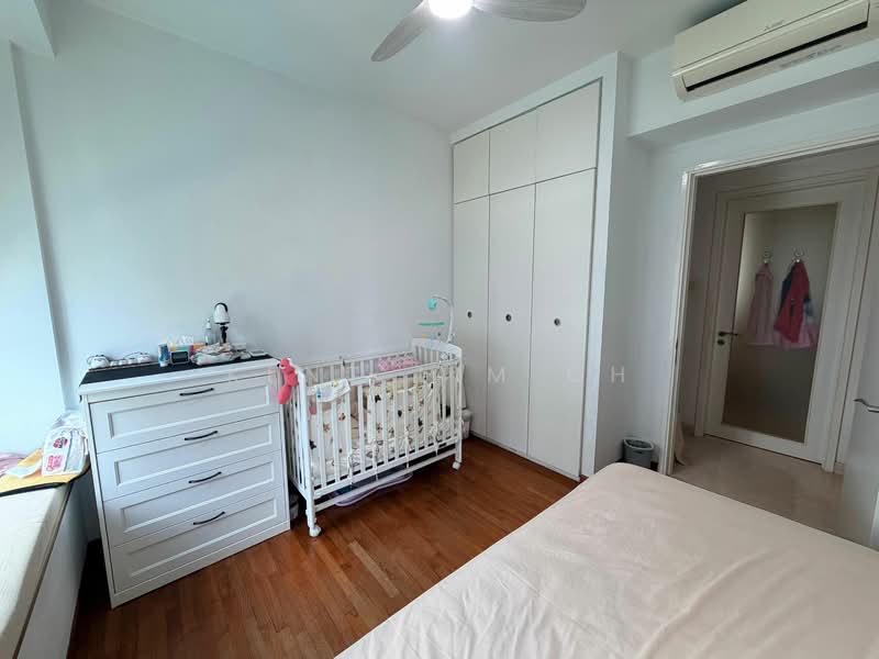 Monterey Park Condominium, 21 West Coast Rise, 4 Bedrooms, 1,367 sqft, Condominium For Rent, by Kent Lim CH, 24903244 - PropertyGuru.com.sg