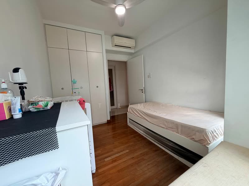 Monterey Park Condominium, 21 West Coast Rise, 4 Bedrooms, 1,367 sqft, Condominium For Rent, by Kent Lim CH, 24903244 - PropertyGuru.com.sg