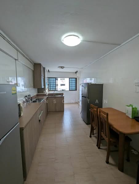 504 Ang Mo Kio Avenue 8, 504 Ang Mo Kio Avenue 8, 2 Bedrooms, 721 sqft, HDB Flat For Rent, by Benson Tan, 24903275 - Kitchen - PropertyGuru.com.sg