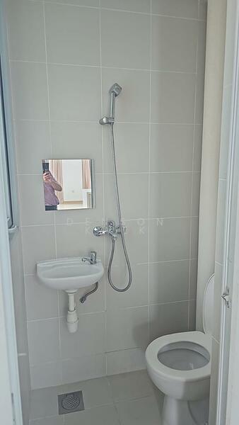 Kovan Residences - Duplex Penthouse Ideal for families and entertaining, , 4 Bedrooms, 3,430 sqft, Condominium For Rent, by Denson Kwek, 24904222 - PropertyGuru.com.sg