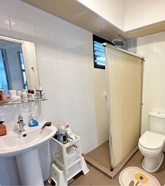 For Rent - 274C Compassvale Bow