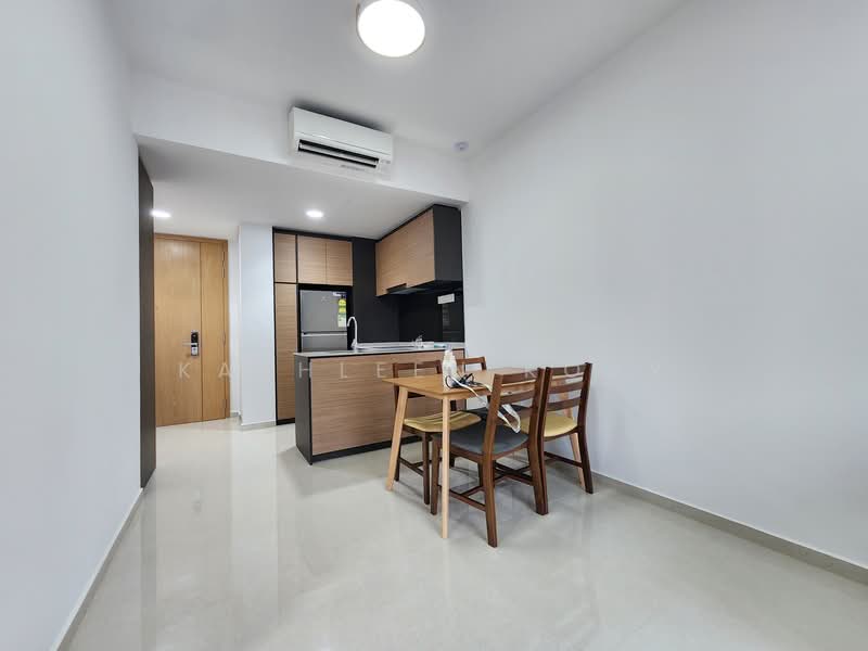 Midwood, 8 Hillview Rise, 2 Bedrooms, 700 sqft, Condominium For Rent, by Kathleen Koay, 24906135 - PropertyGuru.com.sg