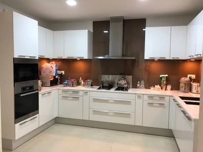 For Rent - Urban Suites @ Hullet Road