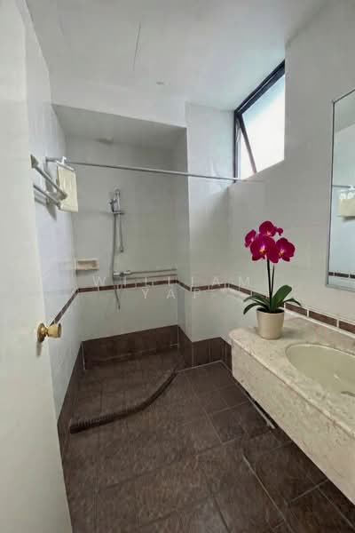 Siglap Center, 55 Siglap Road, 3 Bedrooms, 1,290 sqft, Apartment For Rent, by William Yap, 24908244 - PropertyGuru.com.sg
