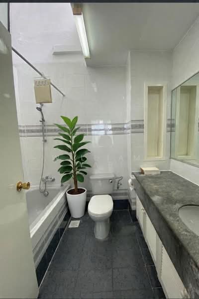 Siglap Center, 55 Siglap Road, 3 Bedrooms, 1,290 sqft, Apartment For Rent, by William Yap, 24908244 - PropertyGuru.com.sg