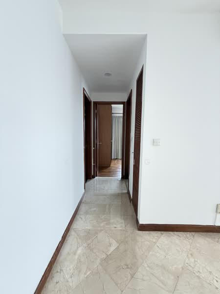 Burlington Square, 175 Bencoolen Street, 2 Bedrooms, 872 sqft, Apartment For Sale, by Kal Ong, 24908587 - PropertyGuru.com.sg
