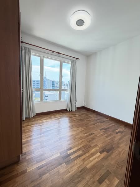 Burlington Square, 175 Bencoolen Street, 2 Bedrooms, 872 sqft, Apartment For Sale, by Kal Ong, 24908587 - PropertyGuru.com.sg