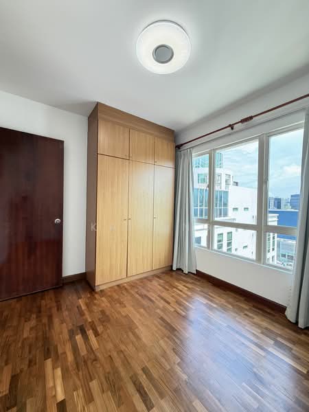 Burlington Square, 175 Bencoolen Street, 2 Bedrooms, 872 sqft, Apartment For Sale, by Kal Ong, 24908587 - PropertyGuru.com.sg