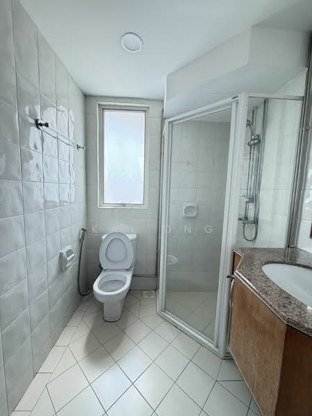 Burlington Square, 175 Bencoolen Street, 2 Bedrooms, 872 sqft, Apartment For Sale, by Kal Ong, 24908587 - PropertyGuru.com.sg