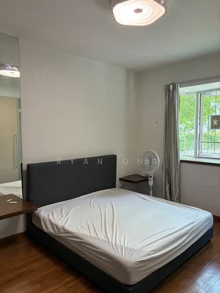 Edelweiss Park Condo, 80 Flora Road, 3 Bedrooms, 1,055 sqft, Condominium For Rent, by Ryan Ong, 24909082 - PropertyGuru.com.sg