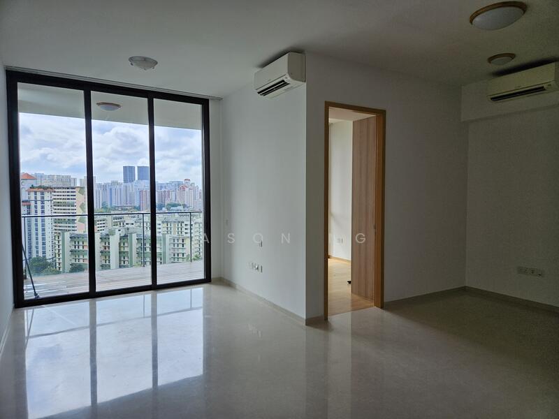 The Crest, 101 Prince Charles Crescent, 2 Bedrooms, 915 sqft, Condominium For Rent, by Jason Ng, 24910254 - PropertyGuru.com.sg