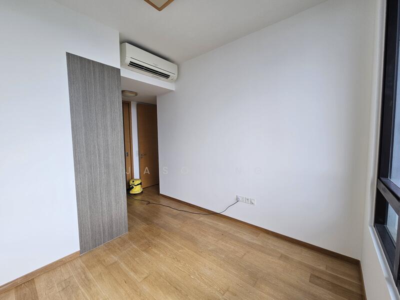 The Crest, 101 Prince Charles Crescent, 2 Bedrooms, 915 sqft, Condominium For Rent, by Jason Ng, 24910254 - PropertyGuru.com.sg