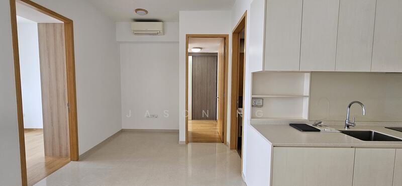 The Crest, 101 Prince Charles Crescent, 2 Bedrooms, 915 sqft, Condominium For Rent, by Jason Ng, 24910254 - PropertyGuru.com.sg