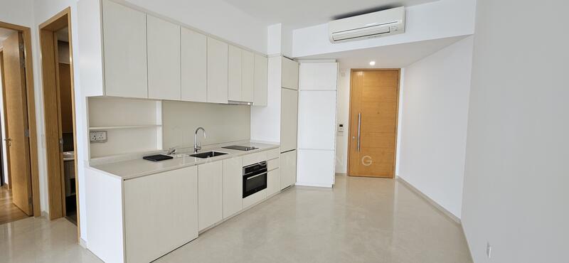 The Crest, 101 Prince Charles Crescent, 2 Bedrooms, 915 sqft, Condominium For Rent, by Jason Ng, 24910254 - PropertyGuru.com.sg