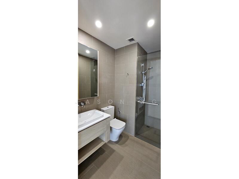 The Crest, 101 Prince Charles Crescent, 2 Bedrooms, 915 sqft, Condominium For Rent, by Jason Ng, 24910254 - PropertyGuru.com.sg