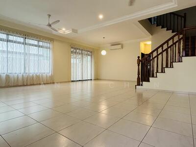 For Rent - THOMSON RIDGE